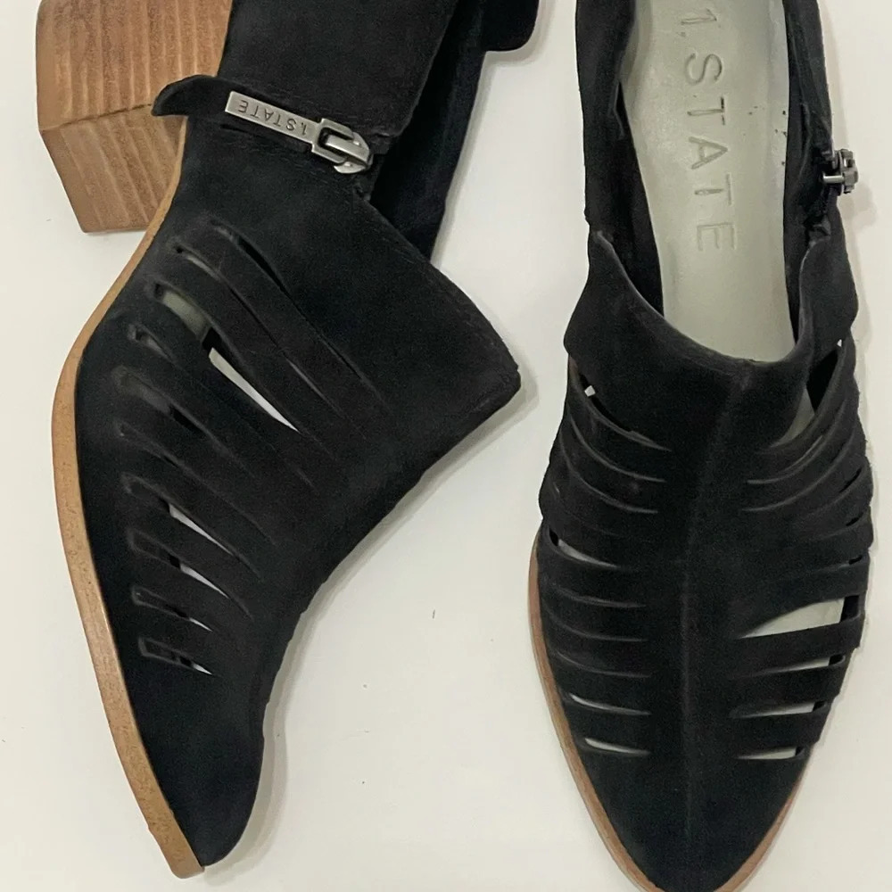 1.State Women's Black Pointed Strappy Ankle Bootie Suede Shoes blocked heel sz 6 - Picture 11 of 16